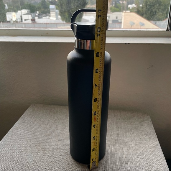 Black Stainless Steel Water Bottle H2go Insulated Grab and Go Thermos 24 Fl oz - Picture 7 of 7